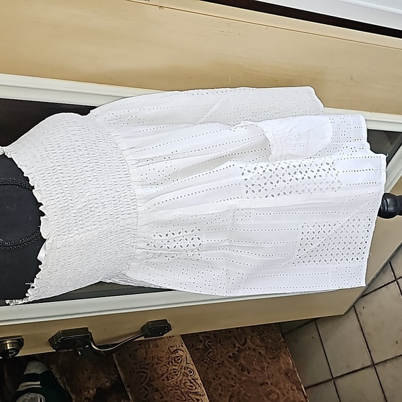 Strapless white top - Picture 10 of 14